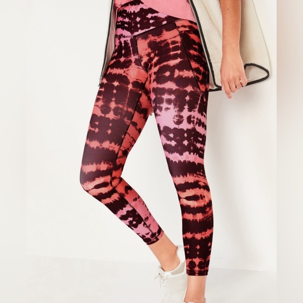 Old Navy Active Hi-Waisted Elevate Powersoft 7/8 Leggings. Size Large.